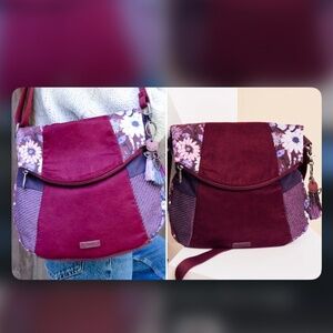 NWT Sakroots Cabernet In Bloom Foldover Crossbody Bag
